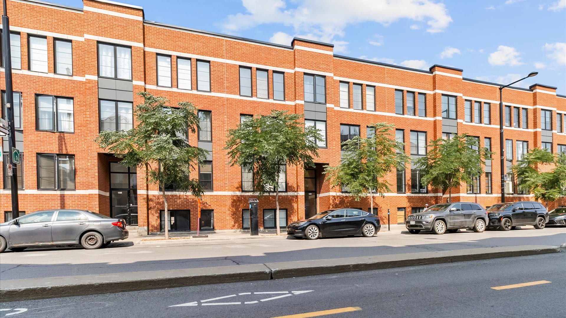 Montreal multi-residential property managed by Riella